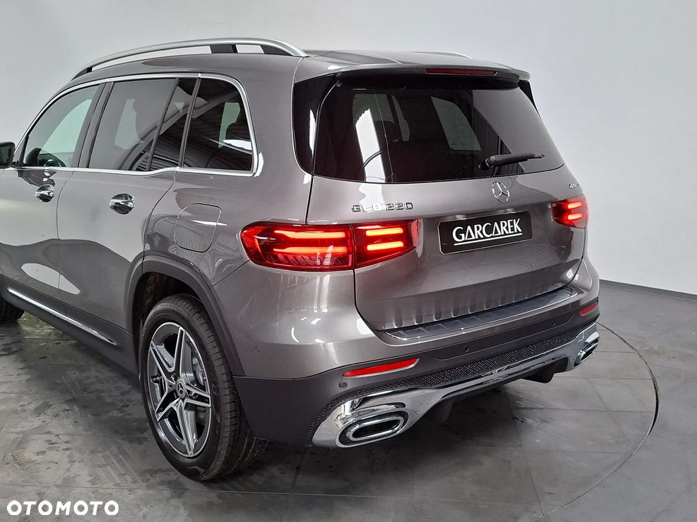 Mercedes-Benz GLB 220 mHEV 4-Matic AMG Line 8G-DCT