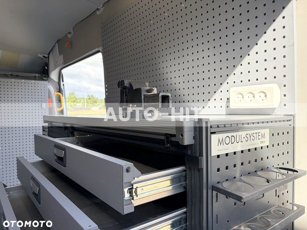 Ford Transit - 19
