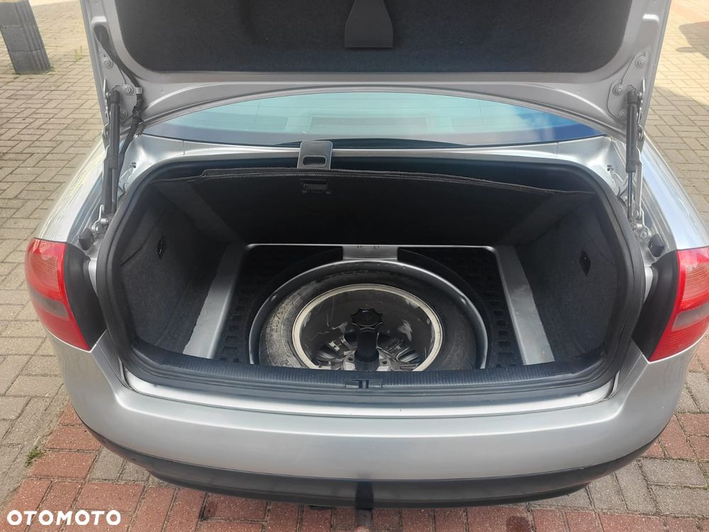 Audi A6 Limousine 2.8 Quattro - 16