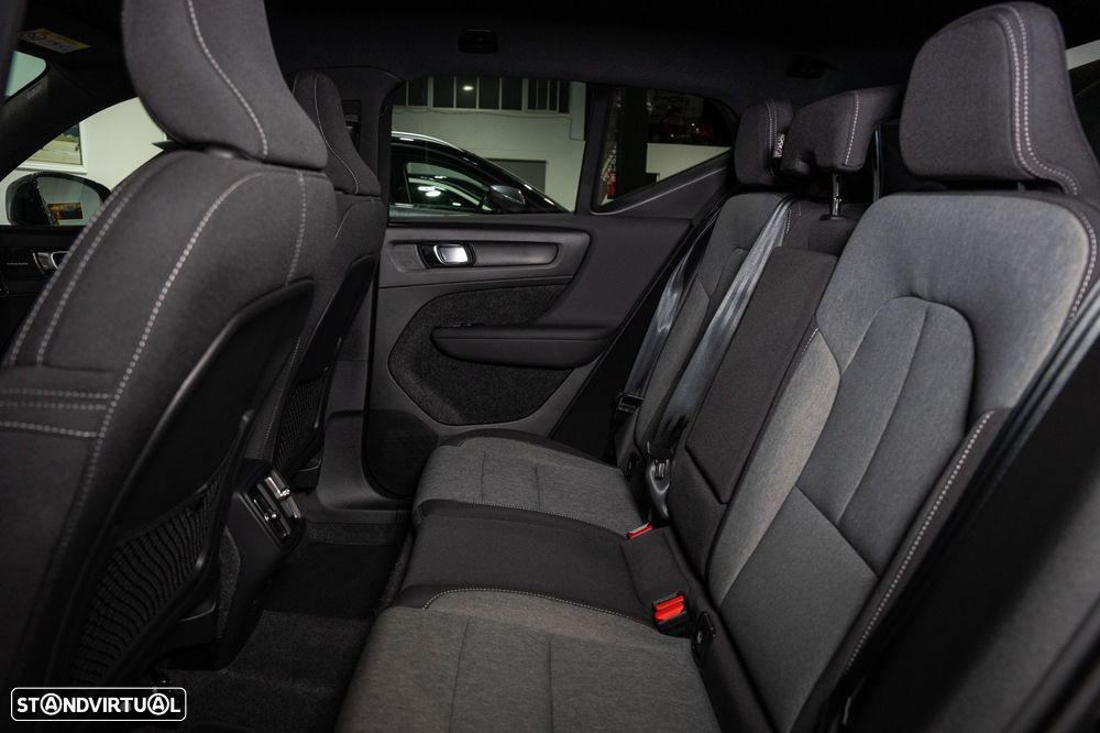 Volvo XC 40 - 30