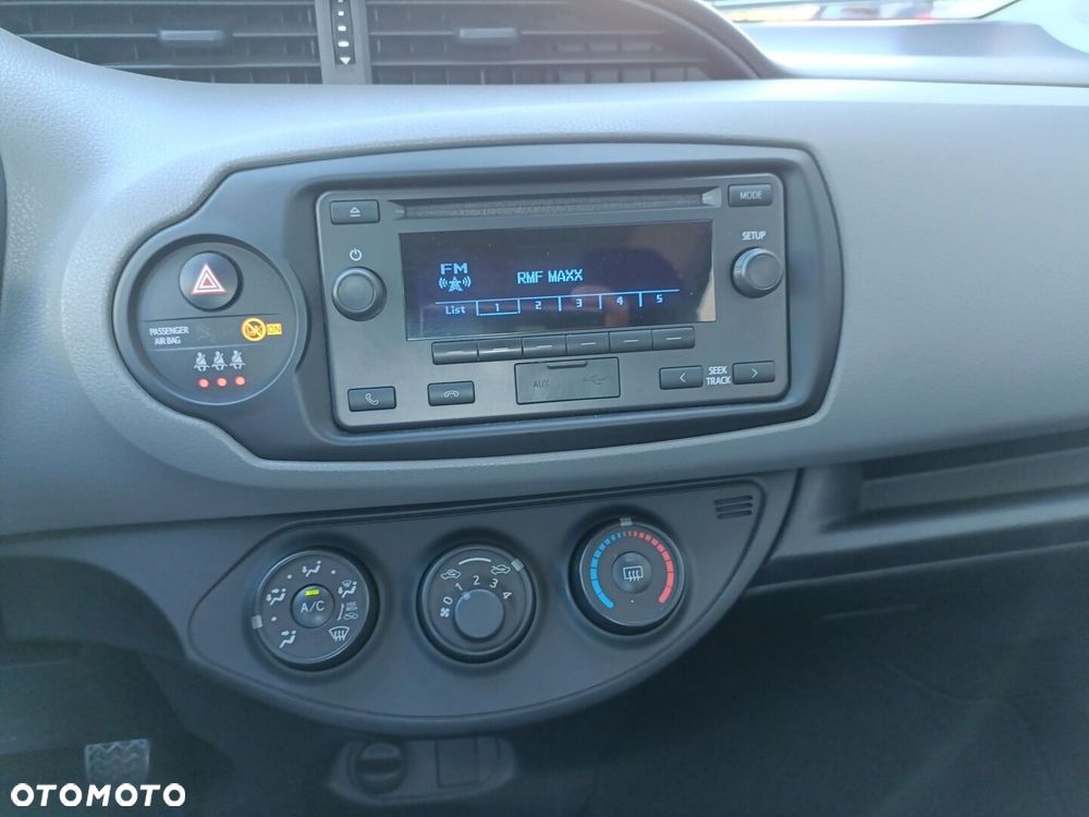 Toyota Yaris 1.5 Active - 17