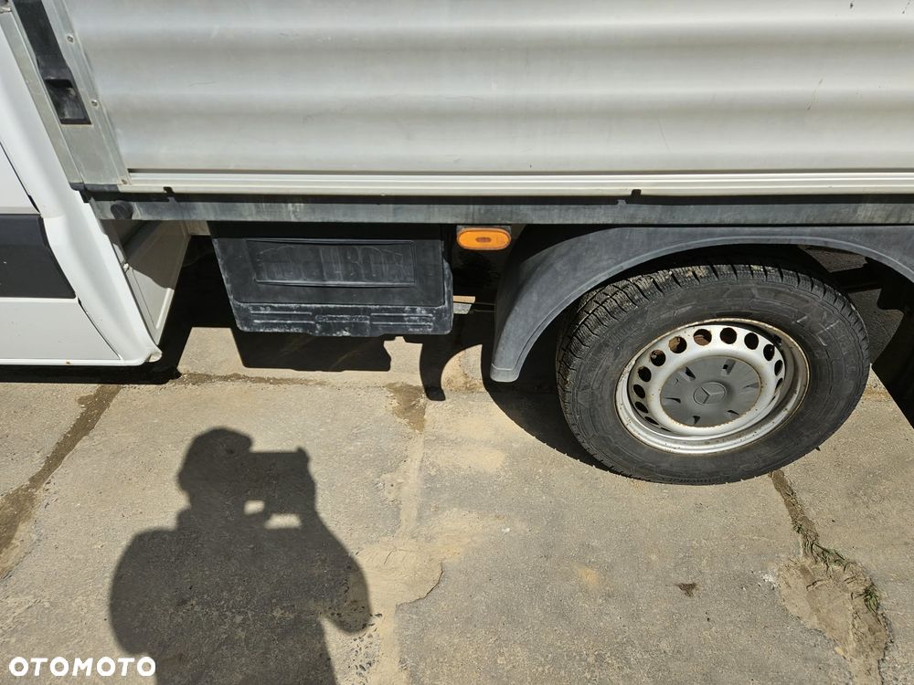 Mercedes-Benz Sprinter - 9