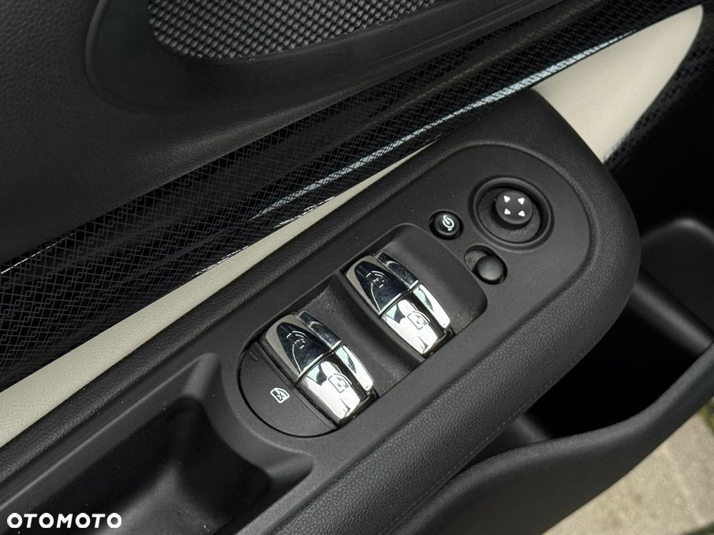 MINI Clubman Cooper - 22