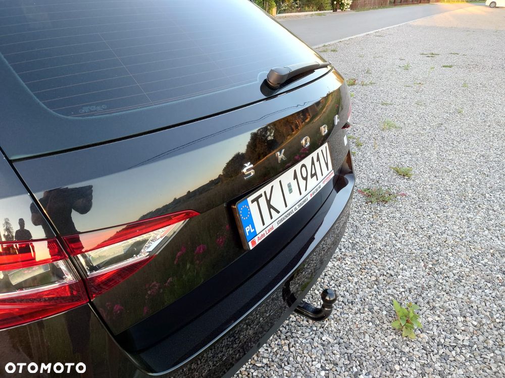 Skoda Superb 2.0 TDI Ambition - 31