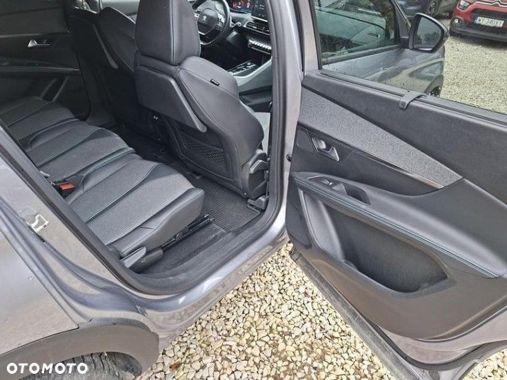 Peugeot 5008 - 11