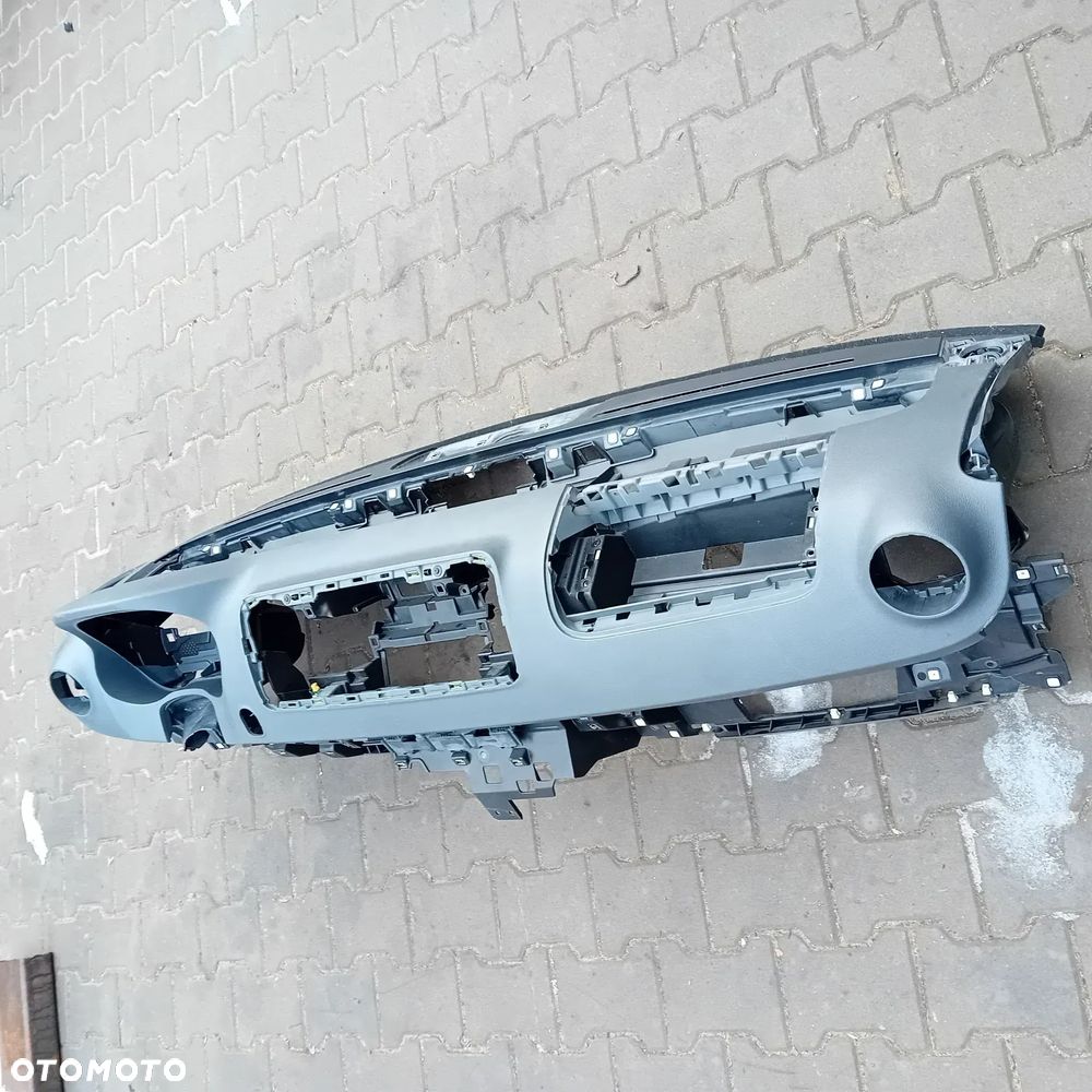 Mercedes sprinter 910 907 Deska rozdzielcza Europa