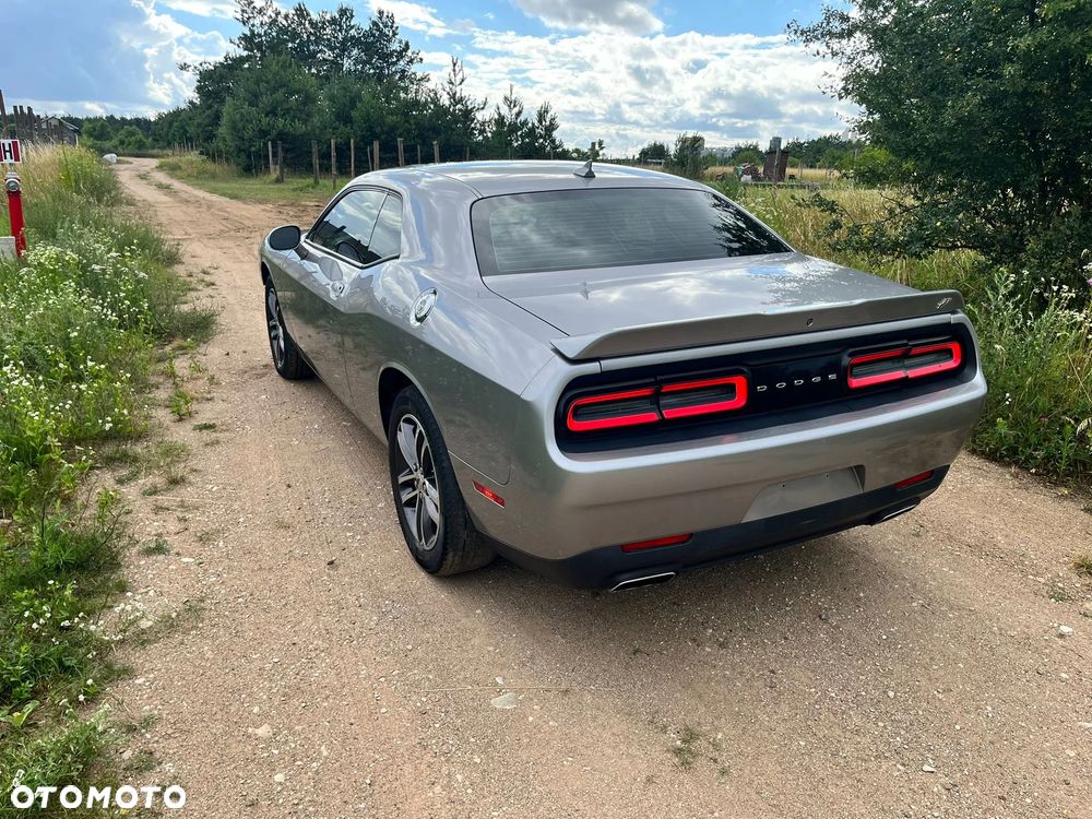 Dodge Challenger 3.6 GT AWD - 4