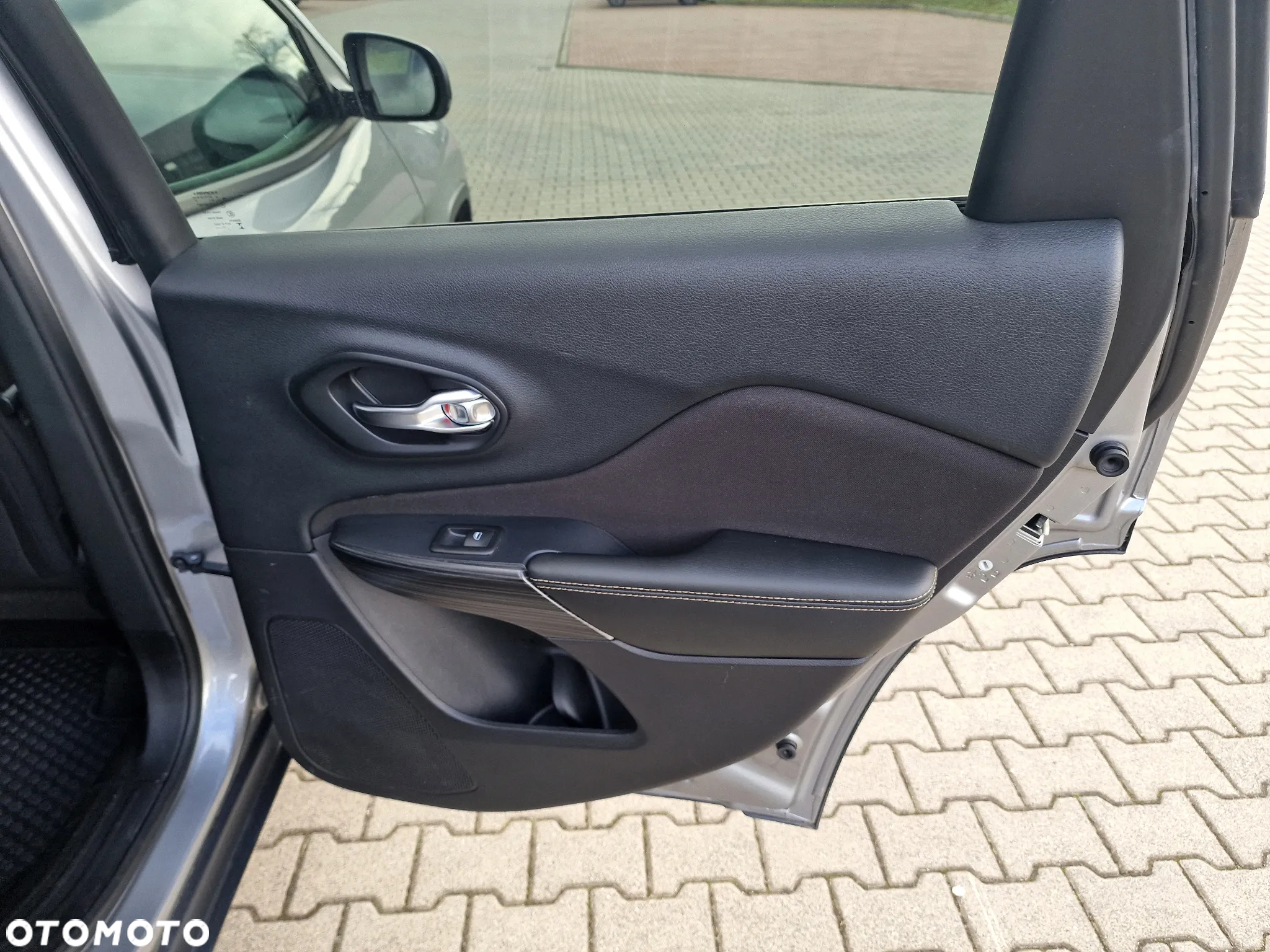 Jeep Cherokee 2.2 Multijet Active Drive I Automatik Night Eagle II - 26