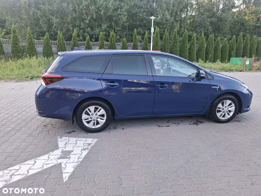 Toyota Auris - 2