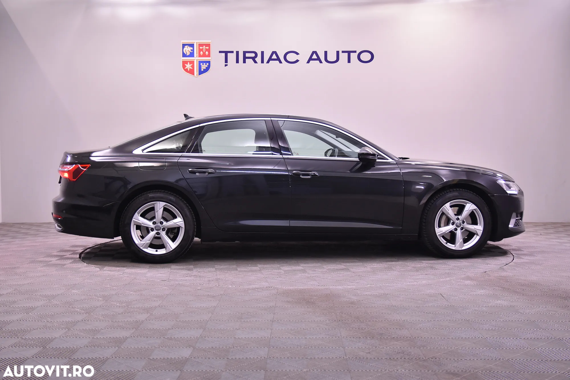 Audi A6 - 6