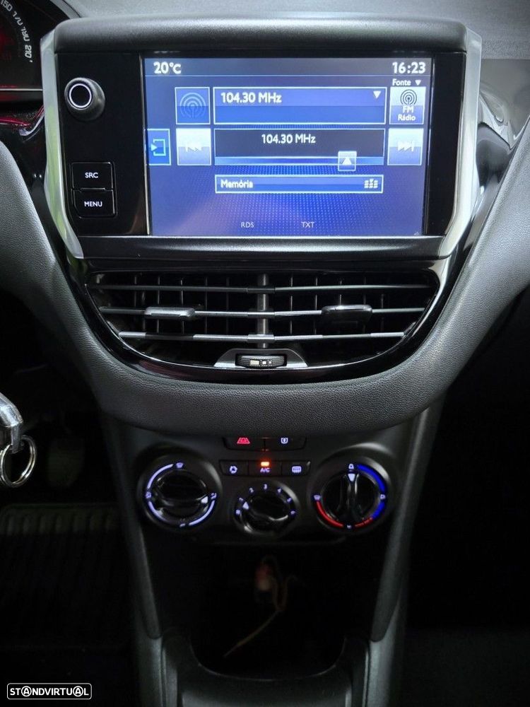 Peugeot 208 1.2 PureTech Active - 24