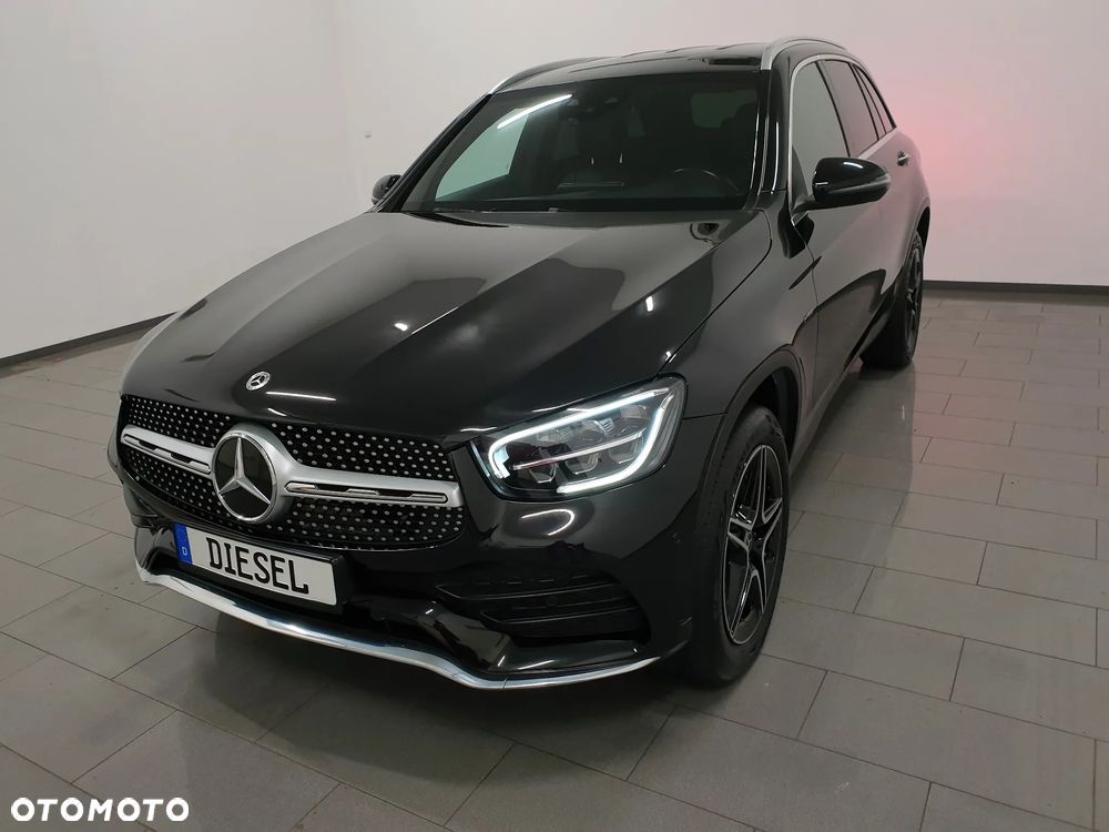 Mercedes-Benz GLC - 37