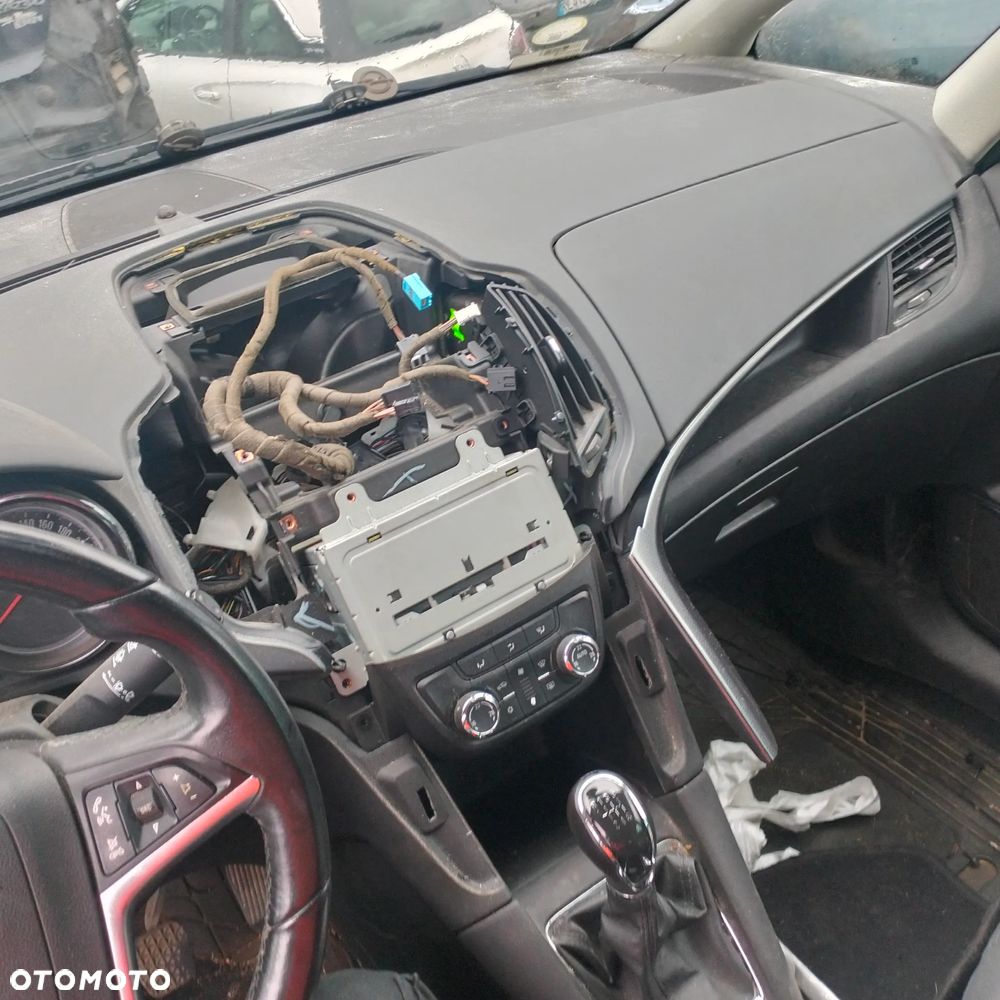 OPEL ZAFIRA C ORGINALNA DESKA Z PODUSZKAMI I DOPINACZMI - 2