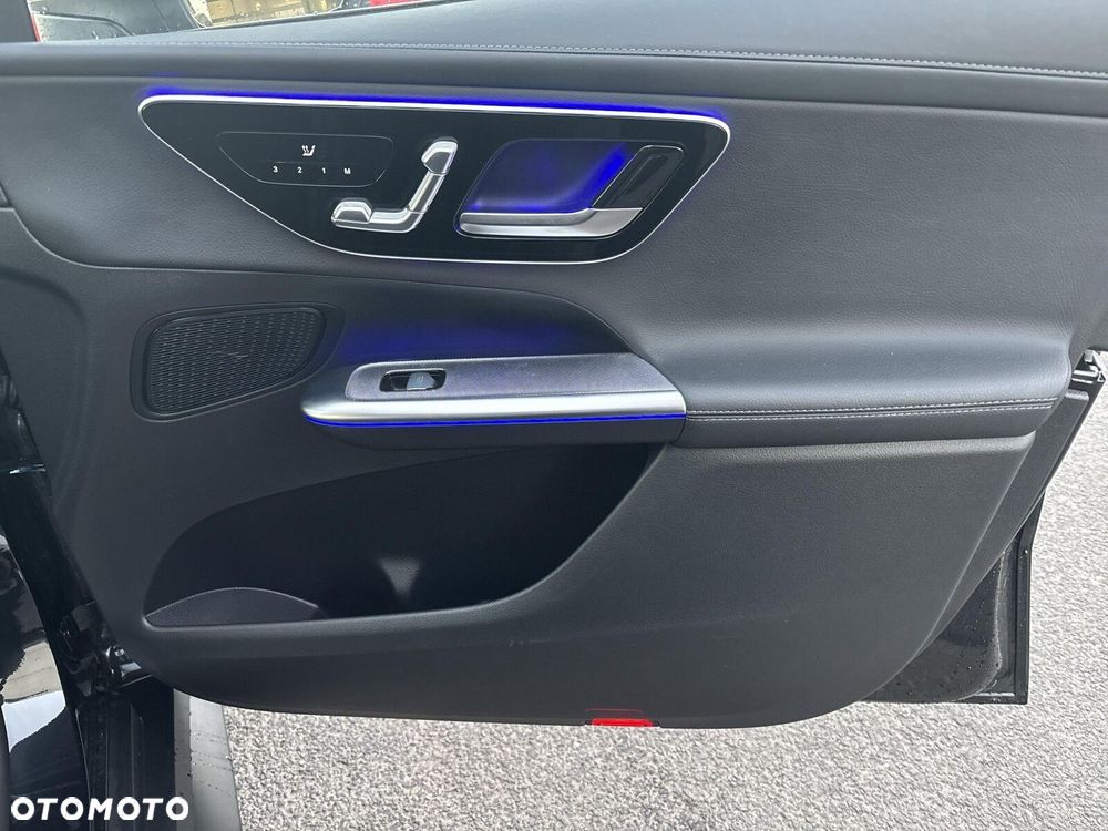 Mercedes-Benz GLC - 19