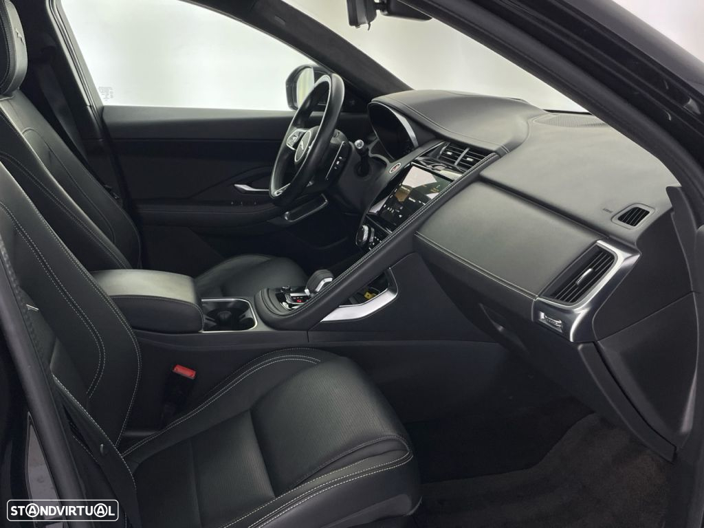 Jaguar E-Pace 1.5 P300e R-Dynamic SE AWD Aut. - 23