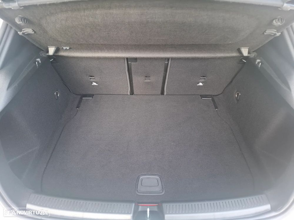 Mercedes-Benz A 200 7G-DCT AMG Line - 54