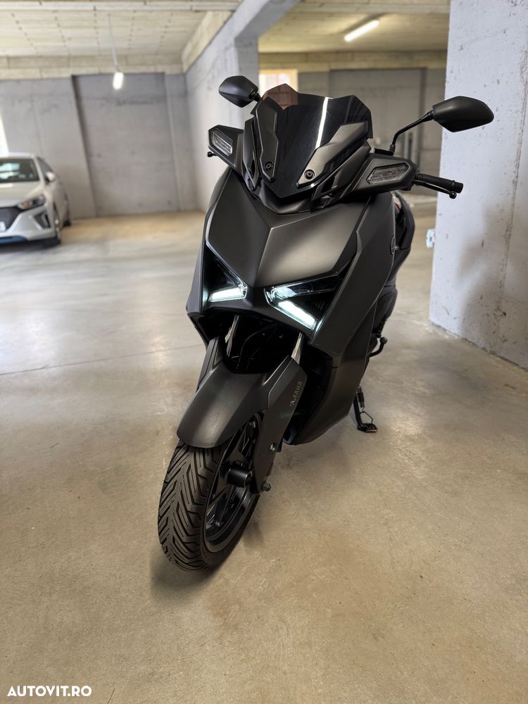 Yamaha XMAX 300 - 5