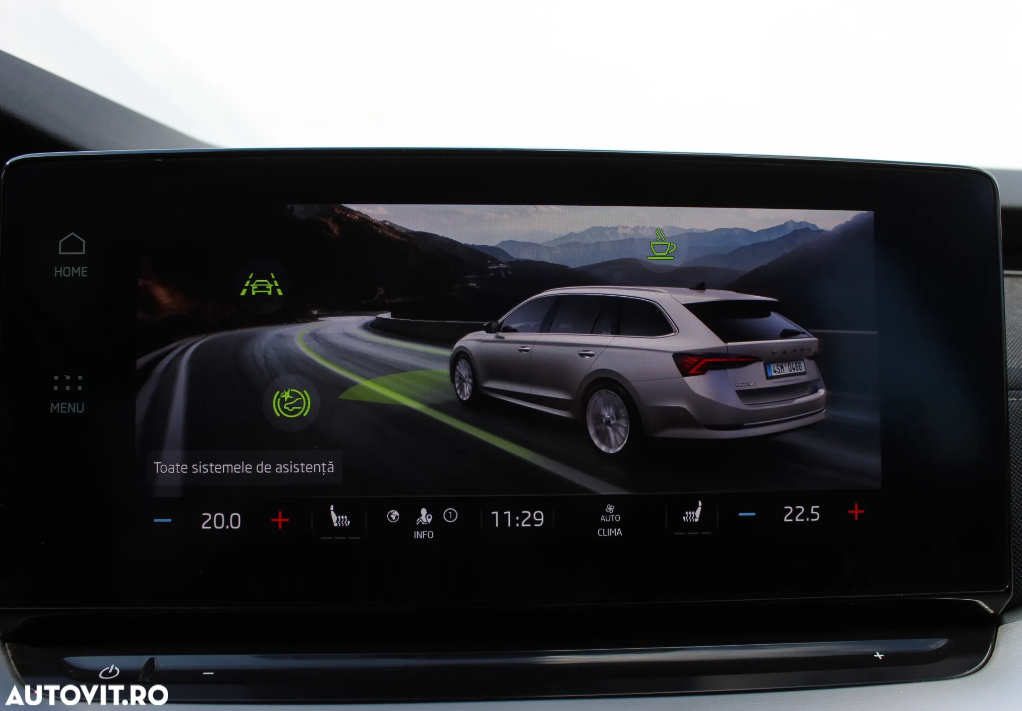 Skoda Octavia Combi 2.0 TDI DSG Style - 27