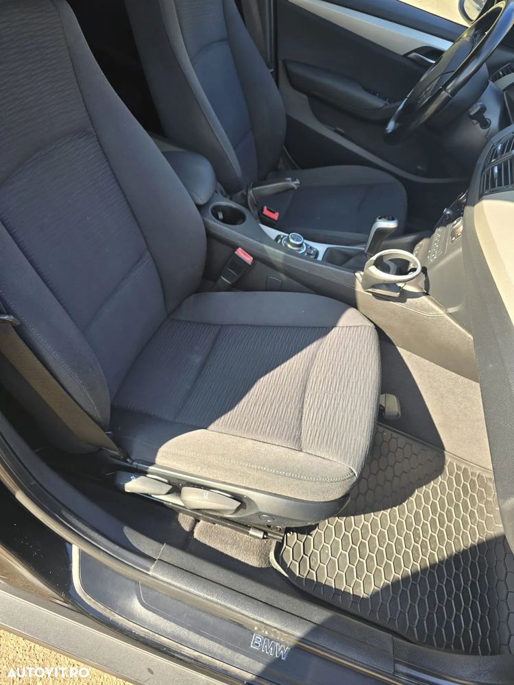 BMW X1 sDrive18d - 9