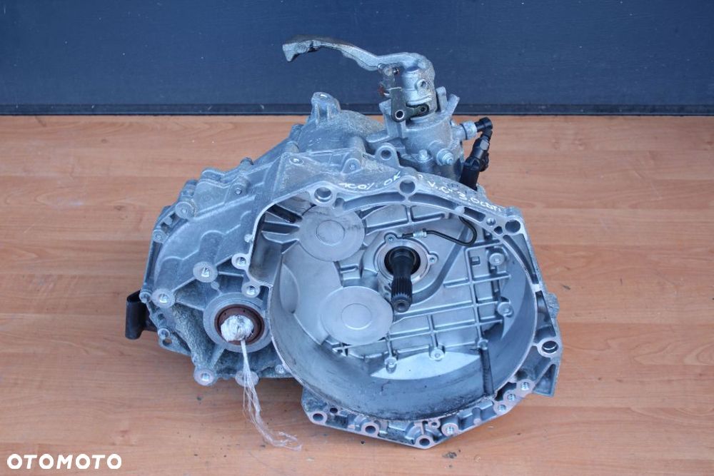 SKRZYNIA BIEGÓW OPEL VECTRA C SIGNUM 3.0 CDTI F40 - 1