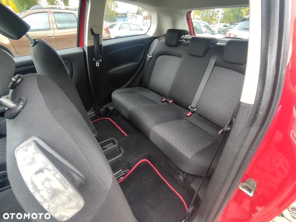 Fiat Punto 1.4 16V Dynamic - 11