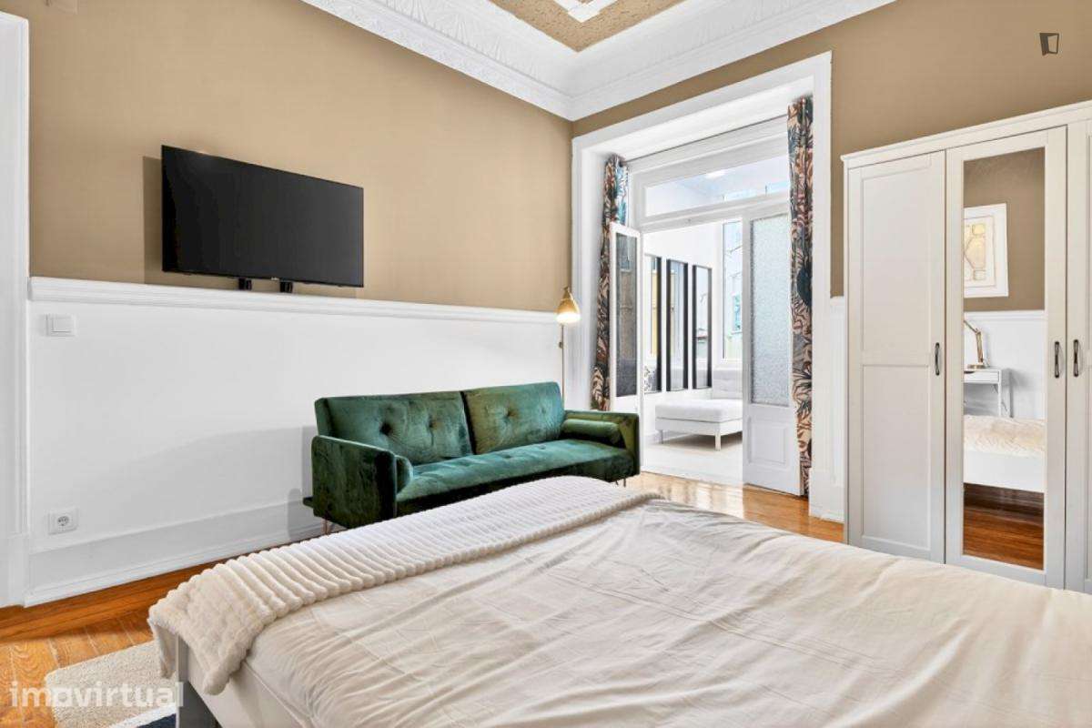 Quarto - localizado em Marquês de Pombal Lisbon - Grande imagem: 4/25