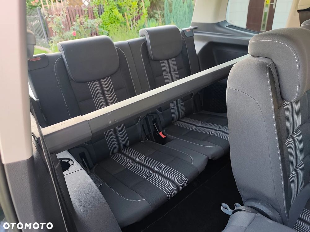 Volkswagen Touran 1.2 TSI BlueMot Trendline - 15