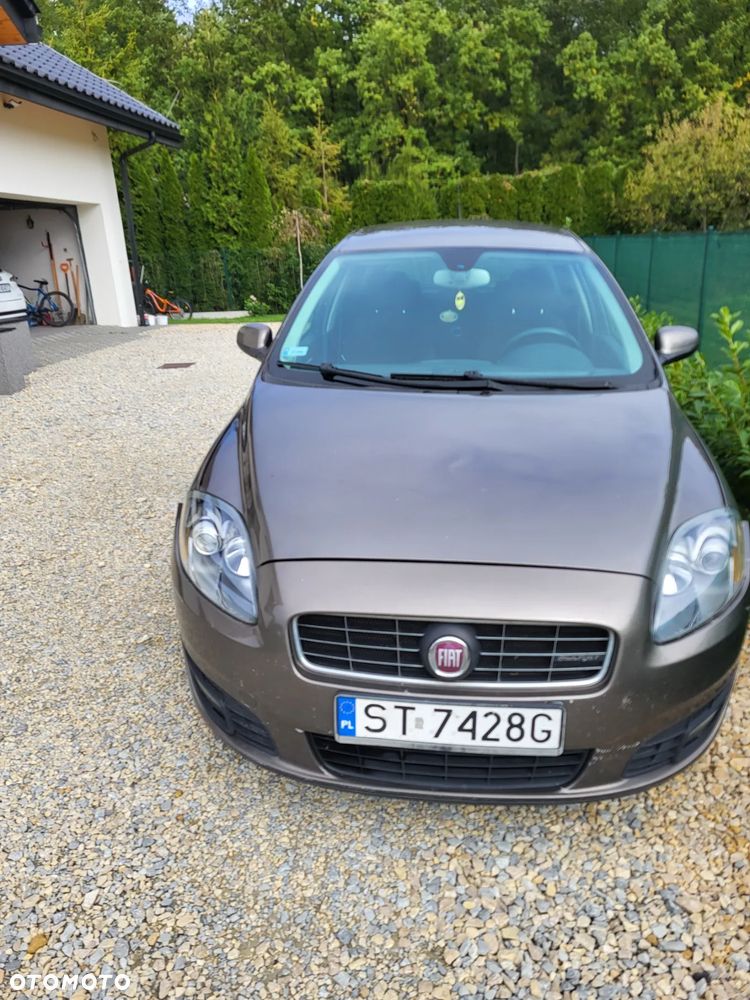 Fiat Croma 1.9 JTD Dynamic - 2