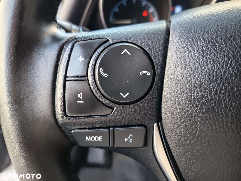 Toyota Auris 1.33 VVT-i Premium - 20