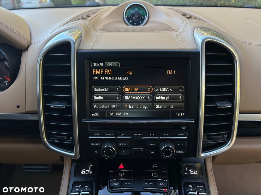 Porsche Cayenne S Diesel - 34