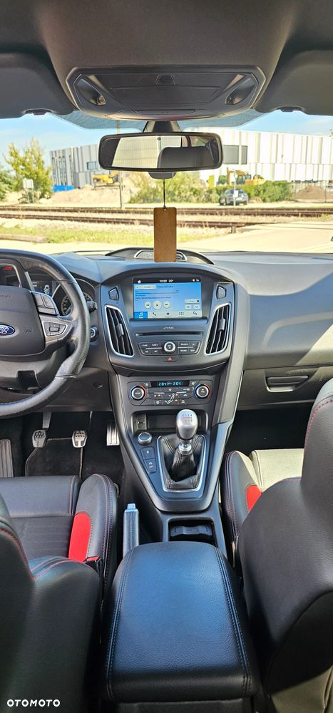 Ford Focus - 9