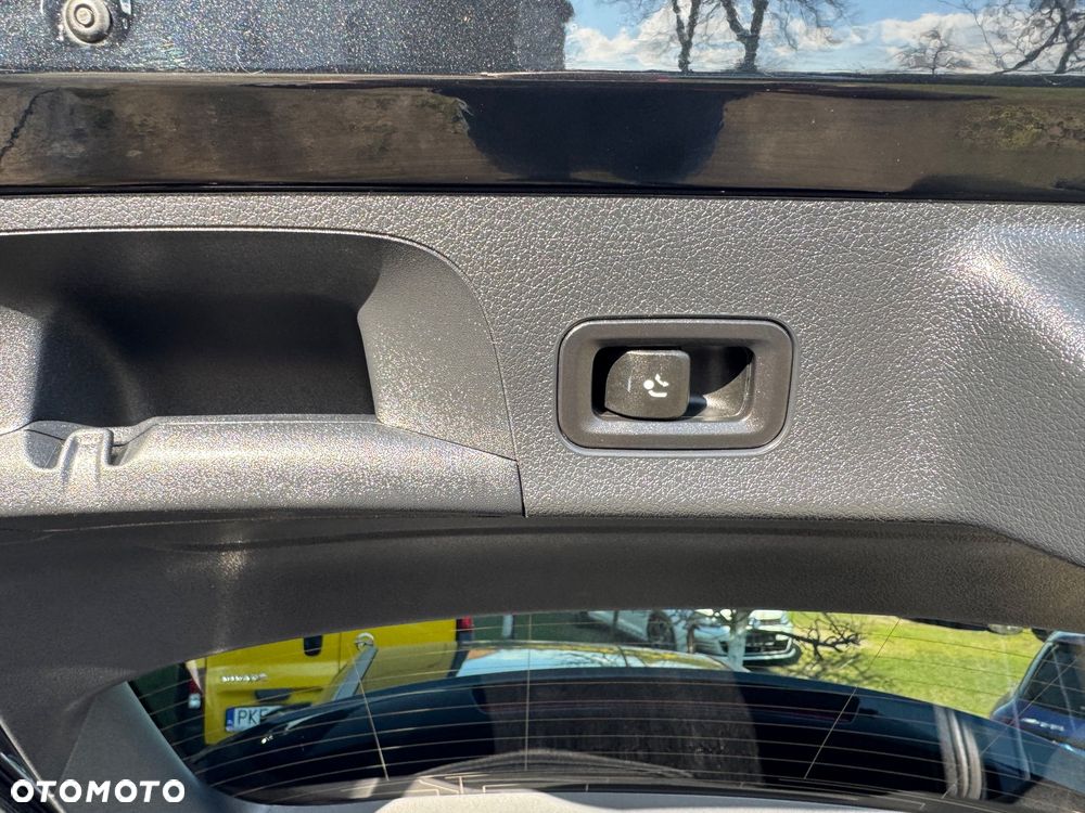 Mercedes-Benz CLA 250 4Matic 7G-DCT AMG Line - 25