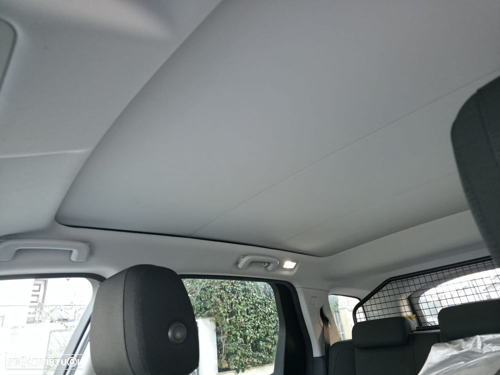 Land Rover Discovery Sport 2.0 eD4 SE - 7