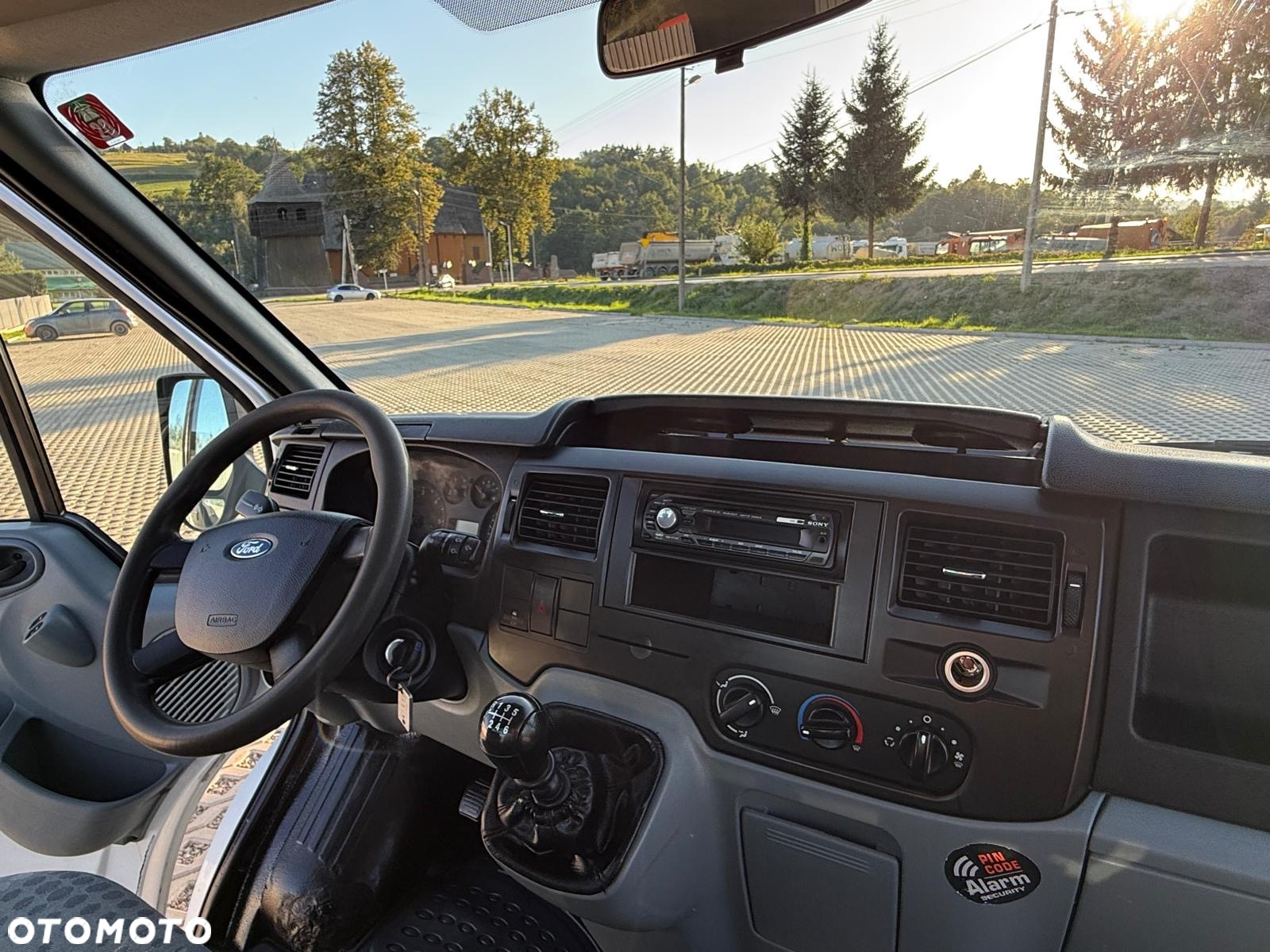 Ford Transit 350 TDCi Kiper Wywrotka Silnik 2.4 Igła - 32