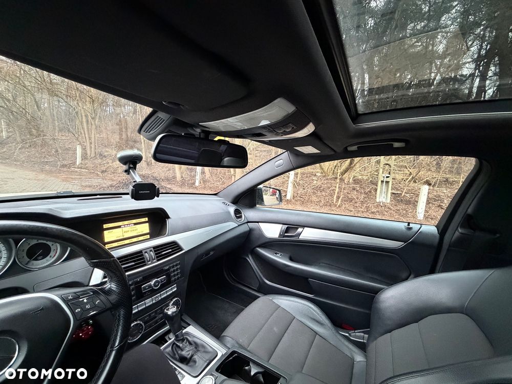 Mercedes-Benz Klasa C 180 BlueEFFICIENCY 7G-TRONIC - 9