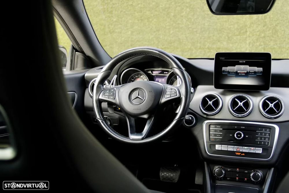 Mercedes-Benz CLA 200 d Shooting Brake AMG Line Aut. - 4