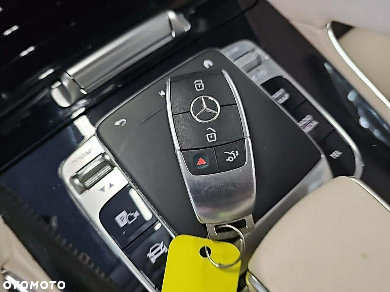 Mercedes-Benz GLC - 17