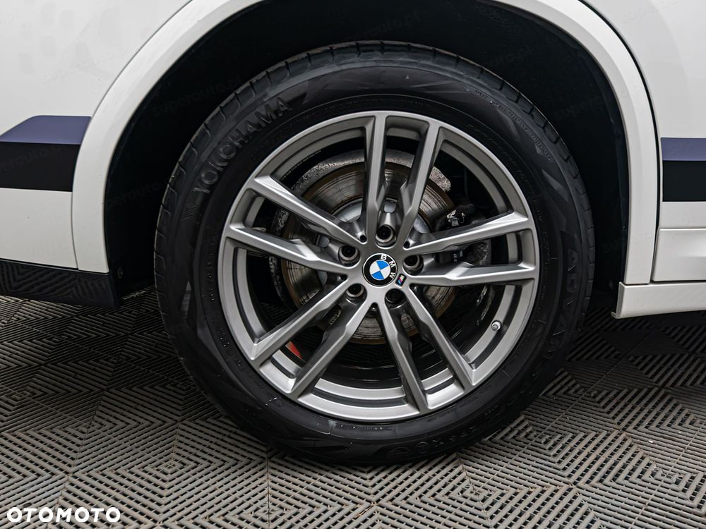 BMW X4 xDrive20d - 33