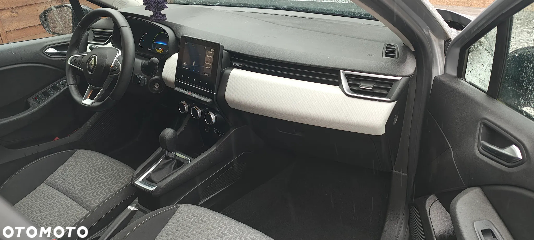 Renault Clio E-TECH Full Hybrid 145 TECHNO - 6