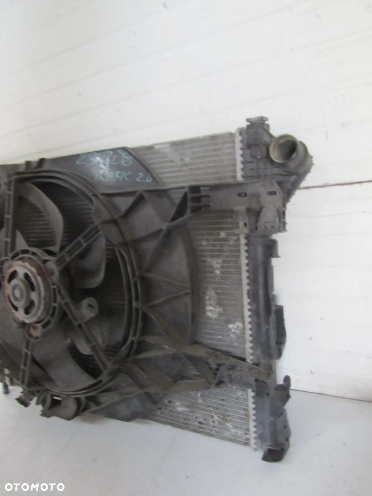 renault trafic-vivaro 2.0 dci chłodnica wody wentylator - 2