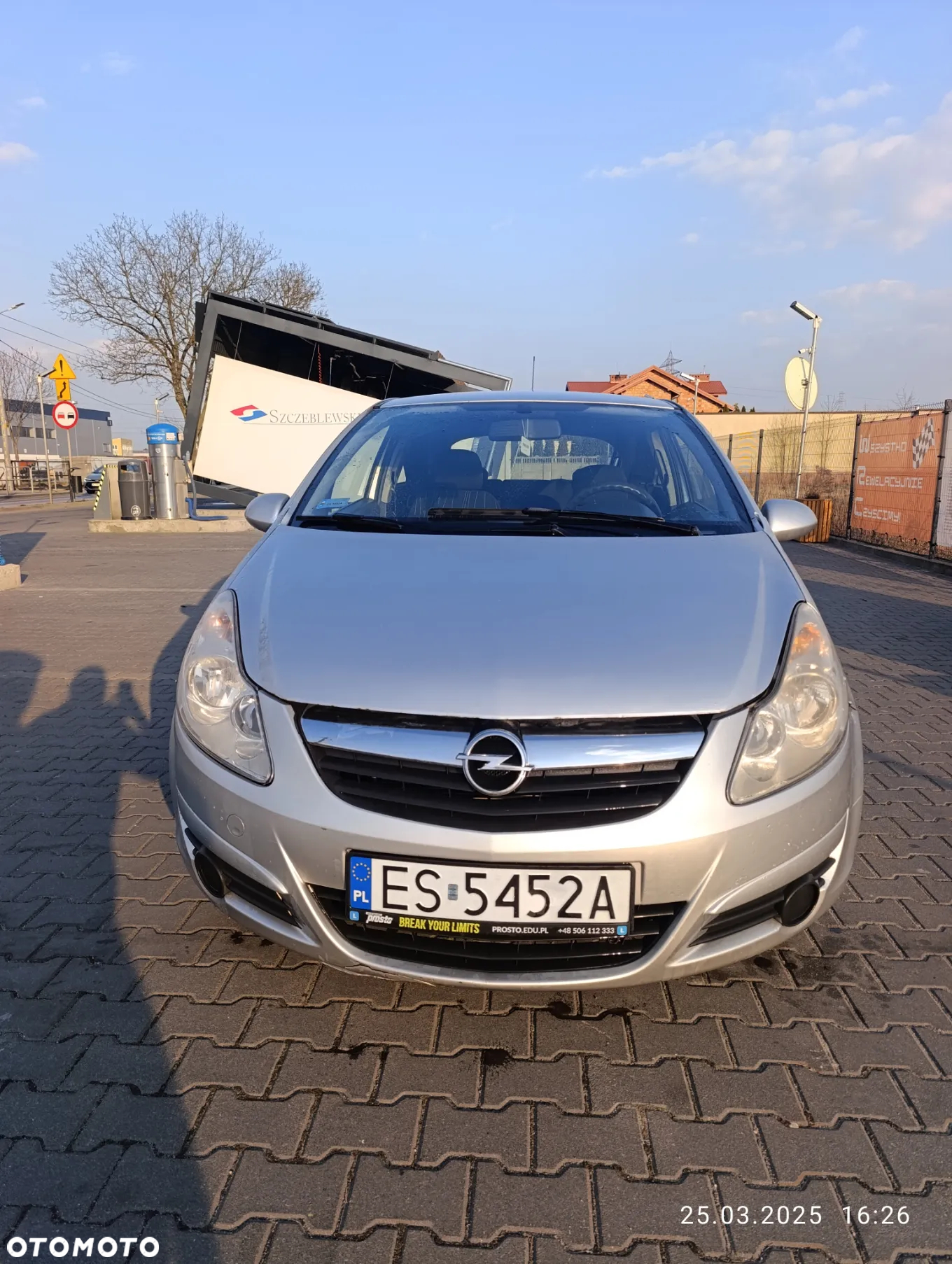 Opel Corsa 1.2 16V Cosmo - 4