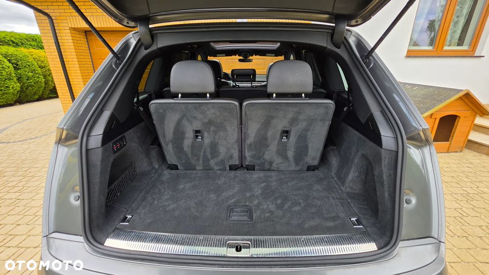 Audi Q7 - 25