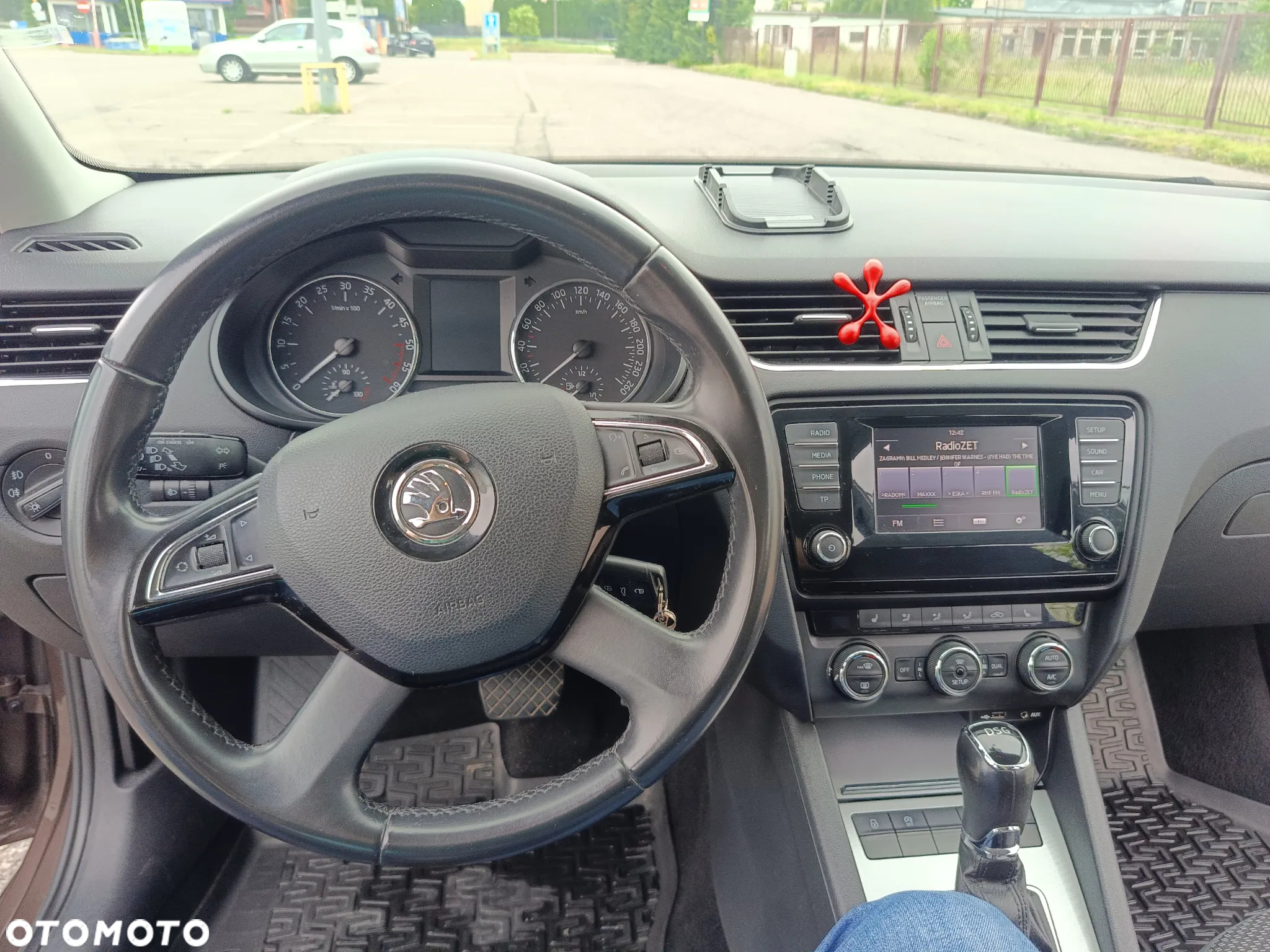 Skoda Octavia 2.0 TDI Ambition DSG - 8