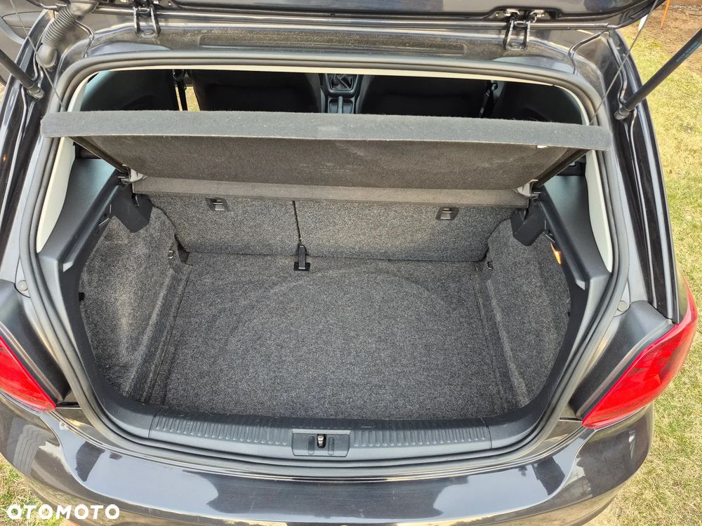Volkswagen Polo 1.4 TDI Blue Motion - 14