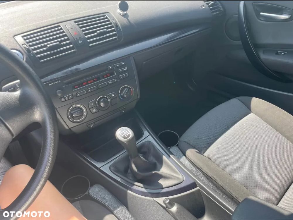 BMW Seria 1 116i - 10