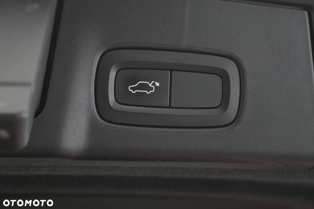 Volvo V90 - 17