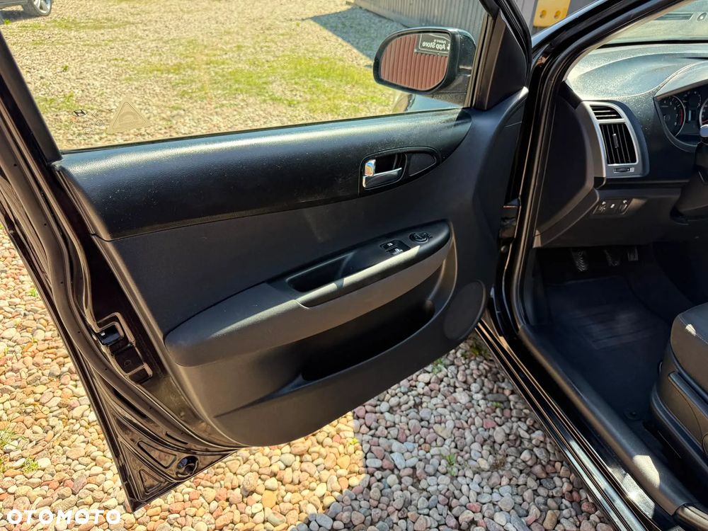 Hyundai i20 1.2 Intro Edition - 22