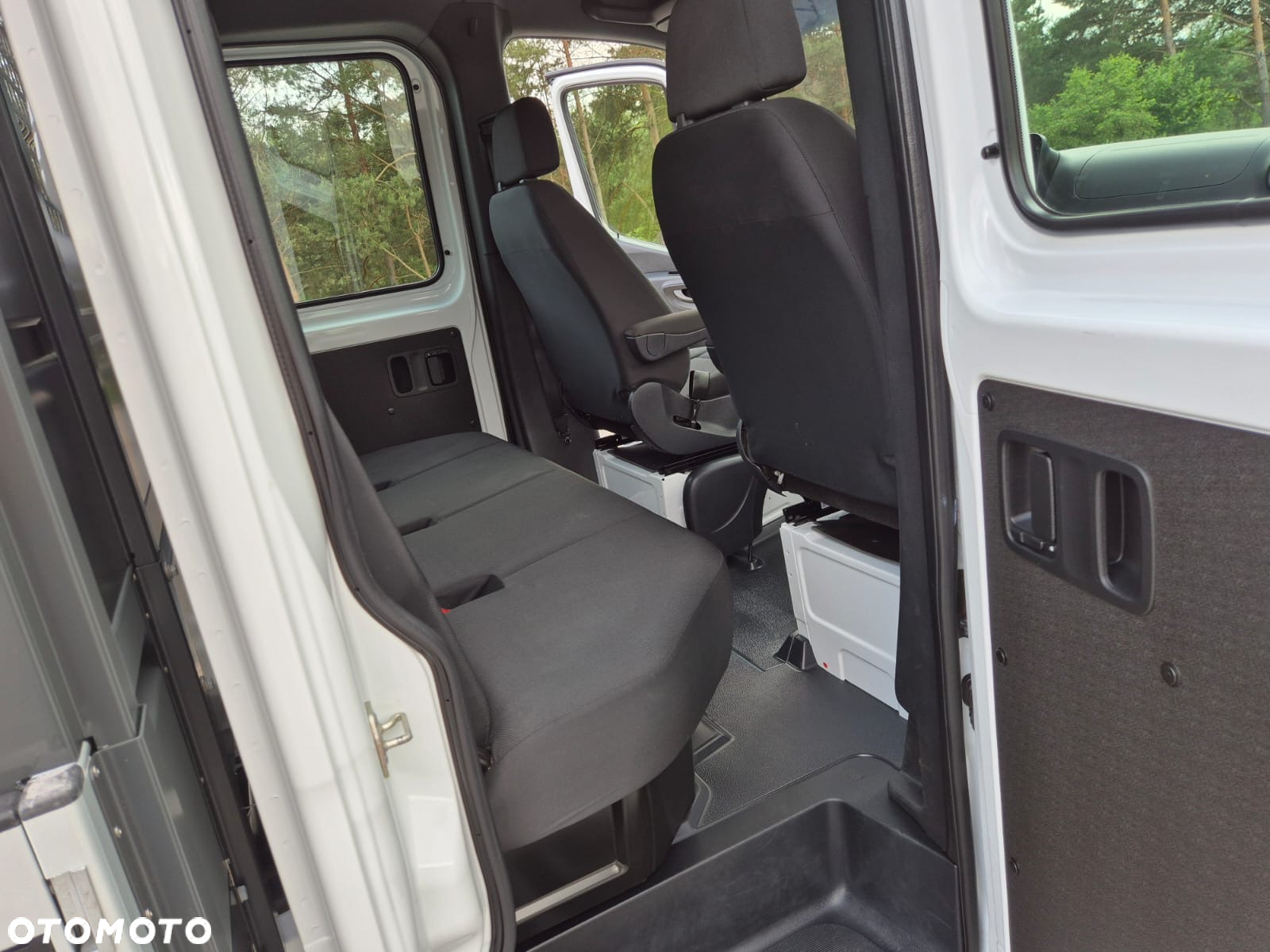 Mercedes-Benz Sprinter - 35