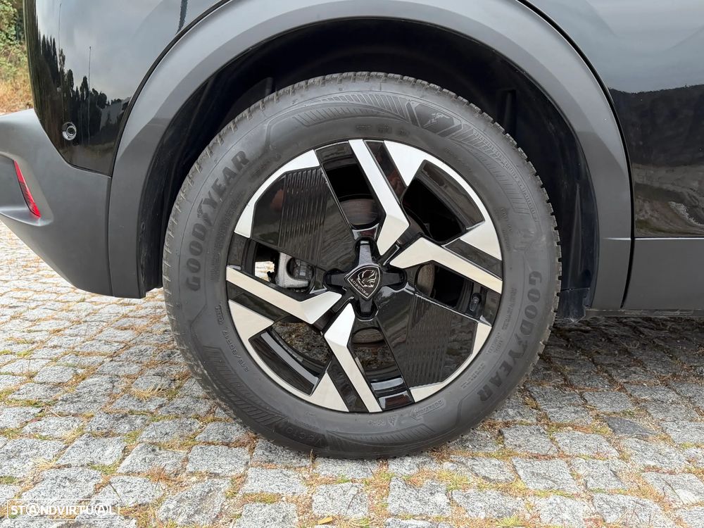 Peugeot e-2008 54 kWh GT - 26