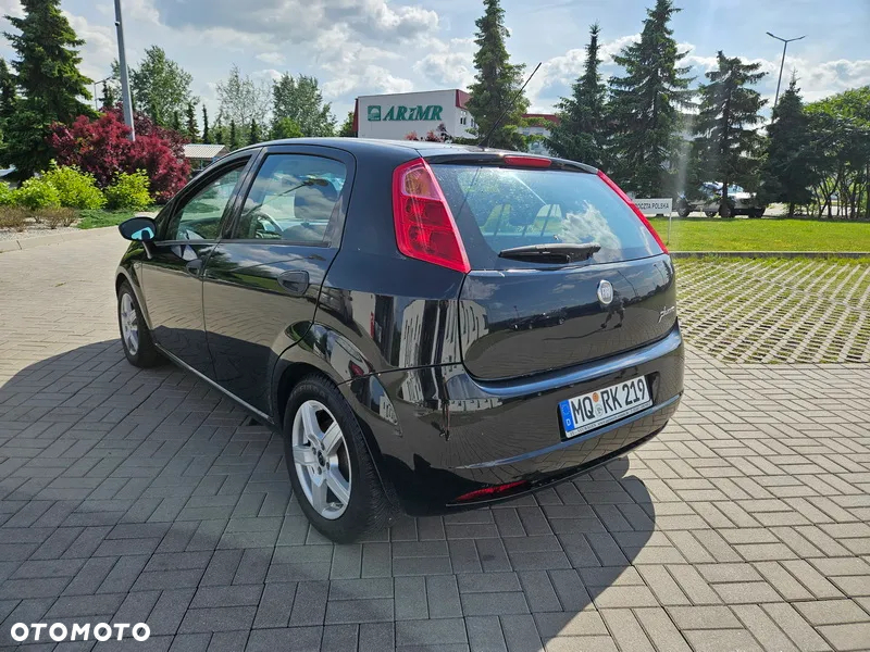 Fiat Grande Punto 1.4 8V Active - 4